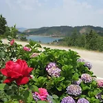 Guesthouse Moucha 3*